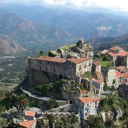Апартаменты Casa Tuccari Castiglione Di Sicilia Экстерьер фото